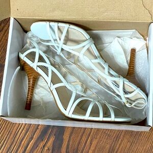 Steve Madden Danzel strappy white heals size 9